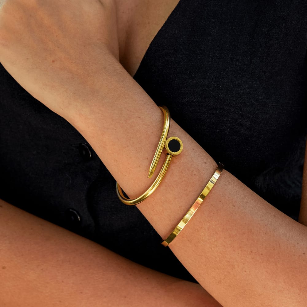 Luxury Black Nail Gold-Plated Bangle for Women | Premium Stainless Steel Roman Numeral Screw Nail Cuff Bracelet